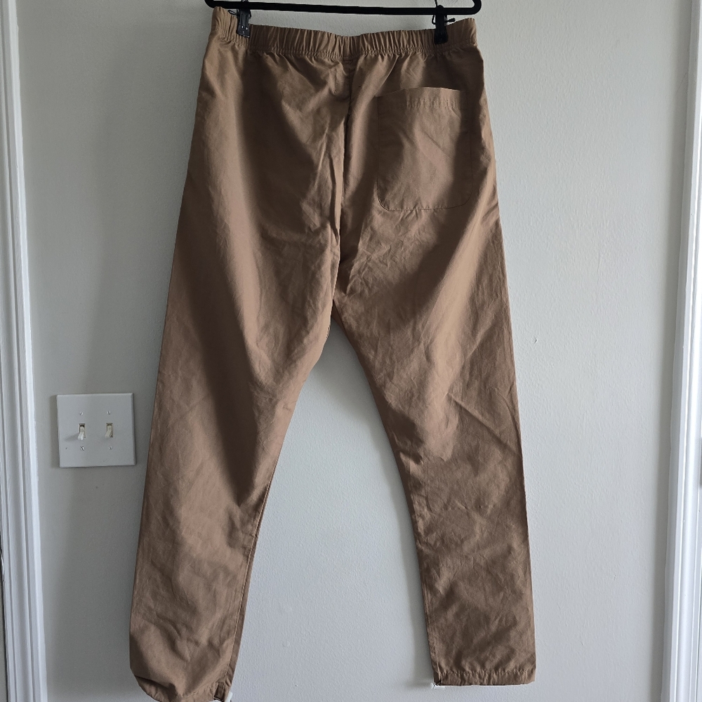 Essentials Brown Sweatpants - Picture 5 of 7